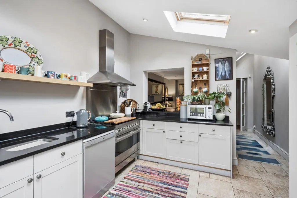 Beaumont Rise, Marlow SL7 1EF, photo 2