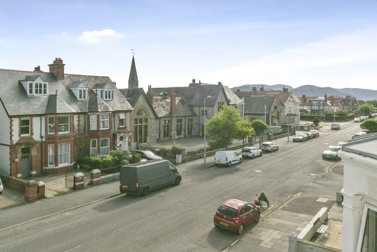 Lloyd Street, Llandudno, LL30, photo 6