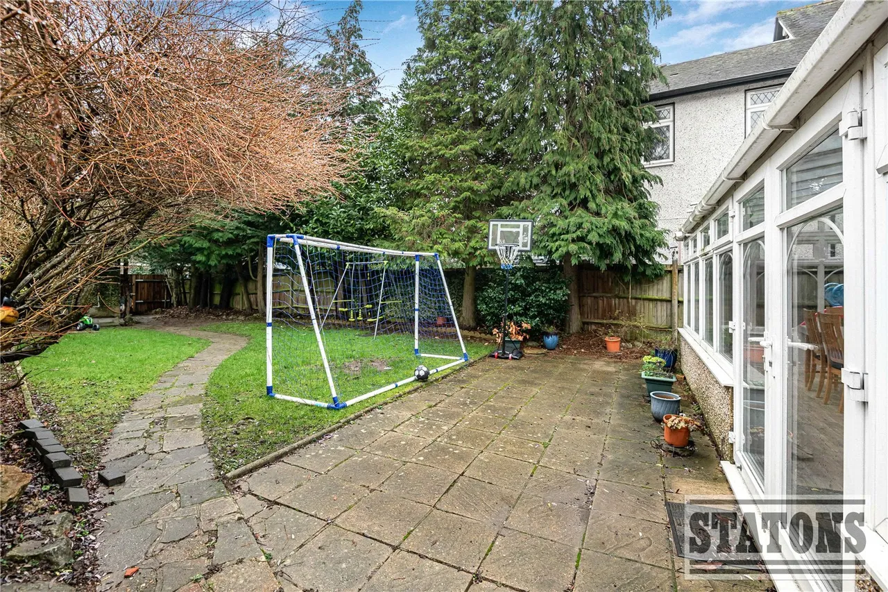 High Road, Whetstone, London, N20 9PT, photo 21