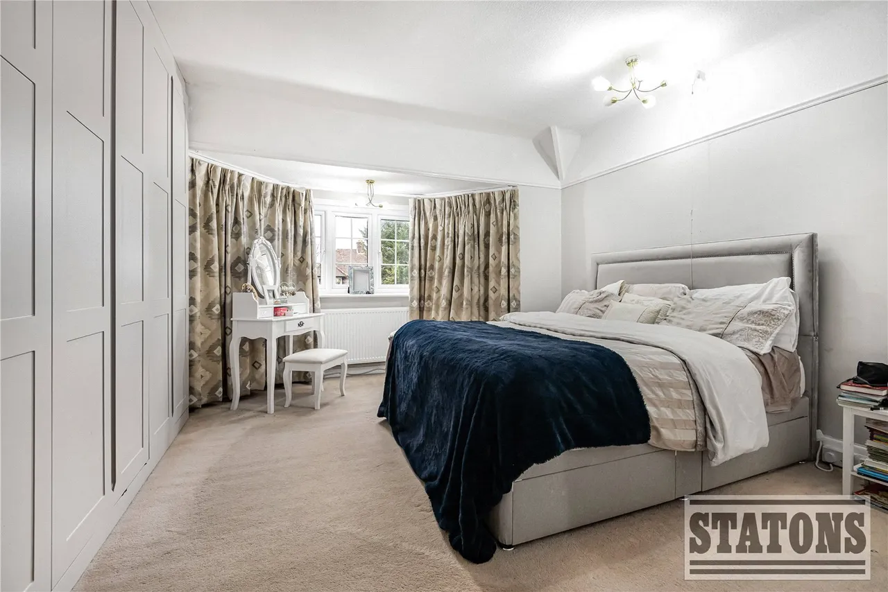 High Road, Whetstone, London, N20 9PT, photo 15