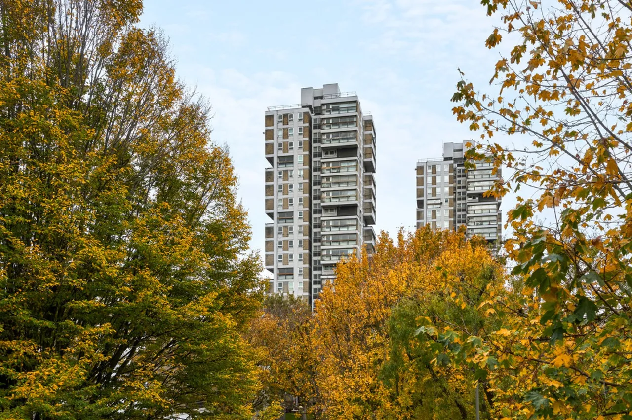 2 bed flat for sale — Battersea Church Road, Wandsworth