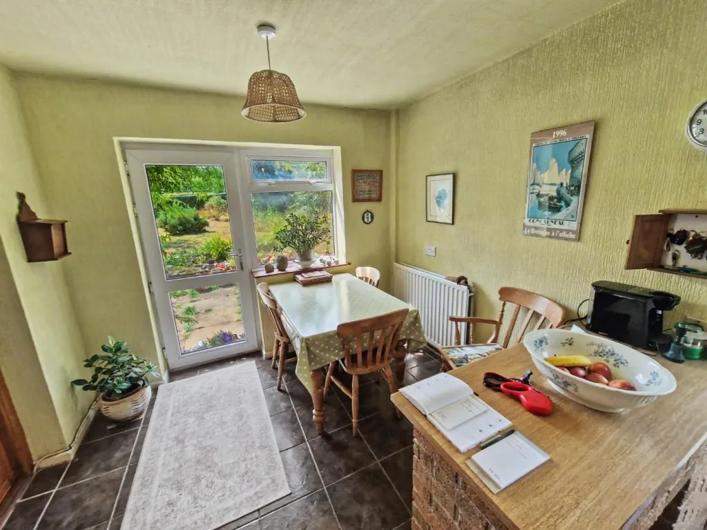 Sawbridge Road, Grandborough, photo 15