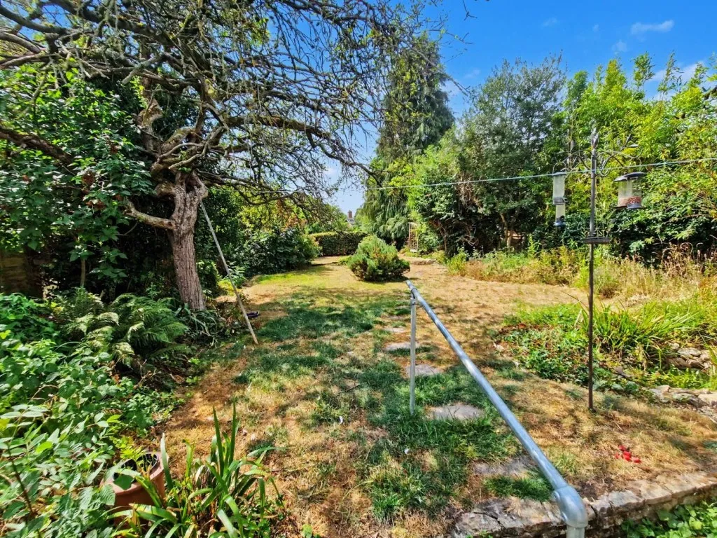 Sawbridge Road, Grandborough, photo 3