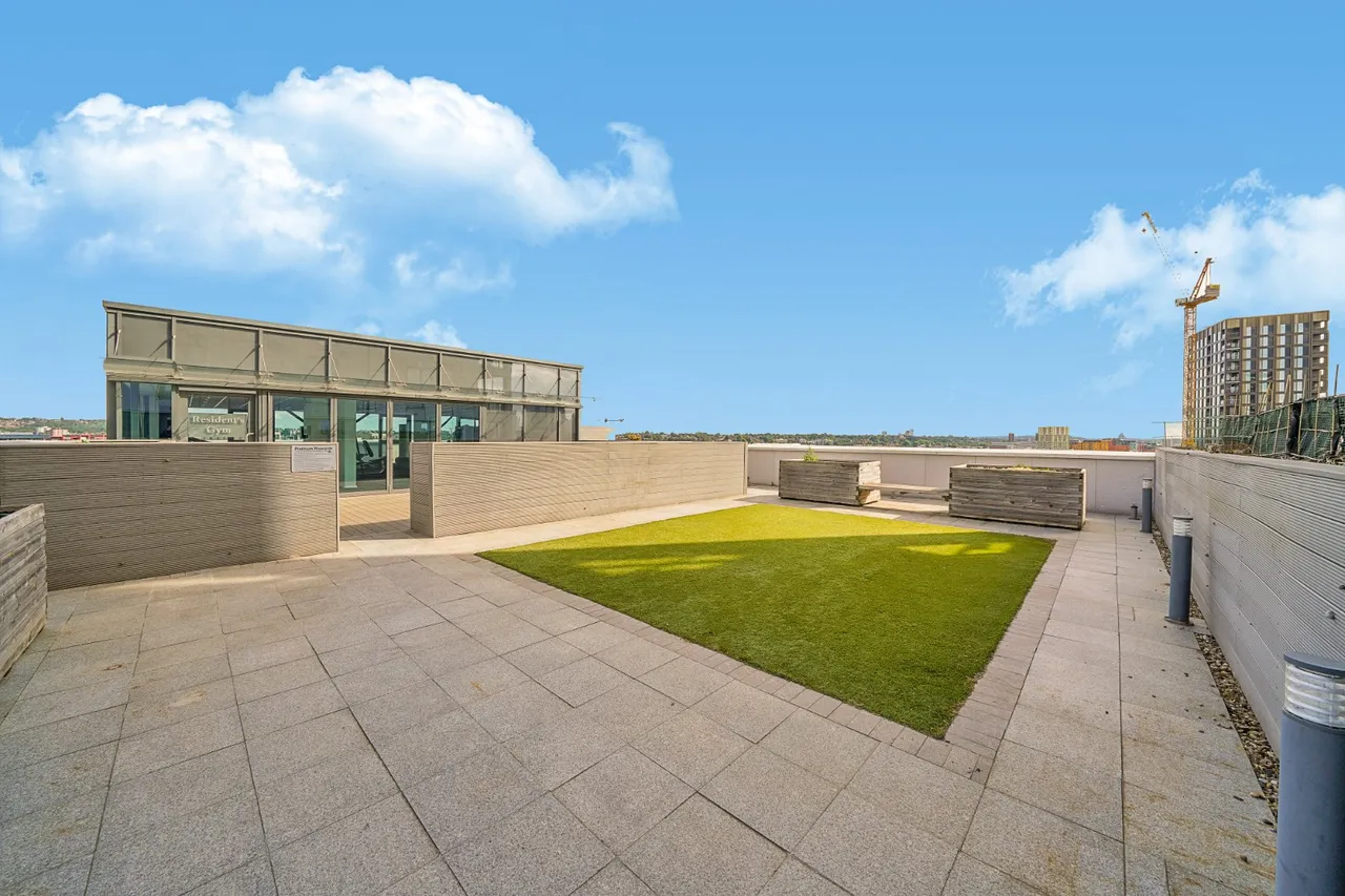 Bessemer Place, North Greenwich, SE10, photo 17