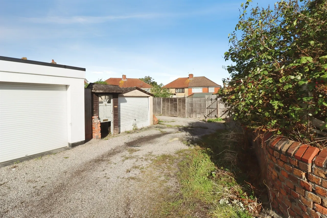 Broadfield Avenue, Bristol, BS15, photo 11