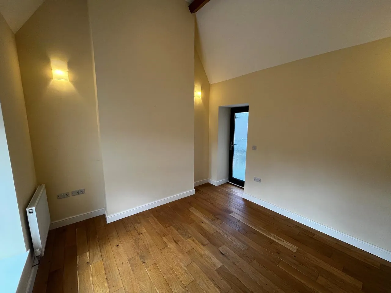 Back Chapel Street, Llanrhaeadr Ym Mochnant, photo 8