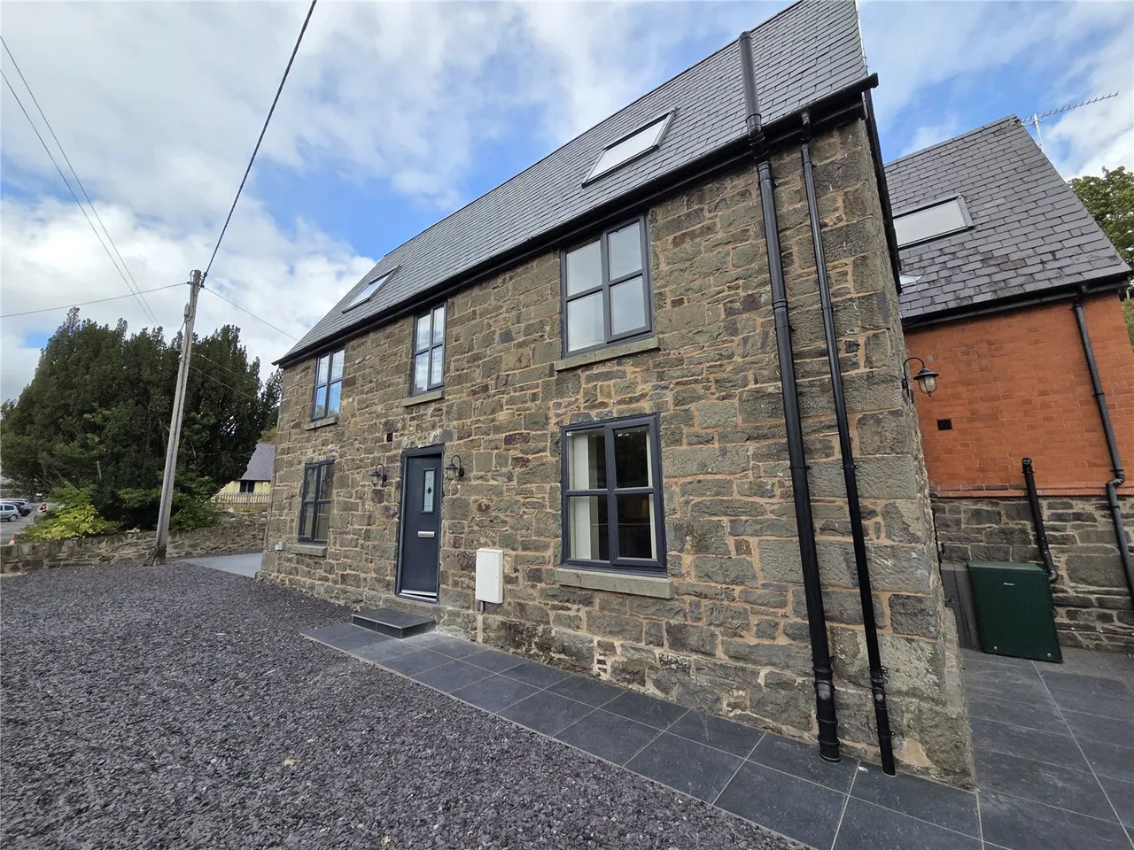 2 bed house to rent, Back Chapel Street, Llanrhaeadr Ym Mochnant
