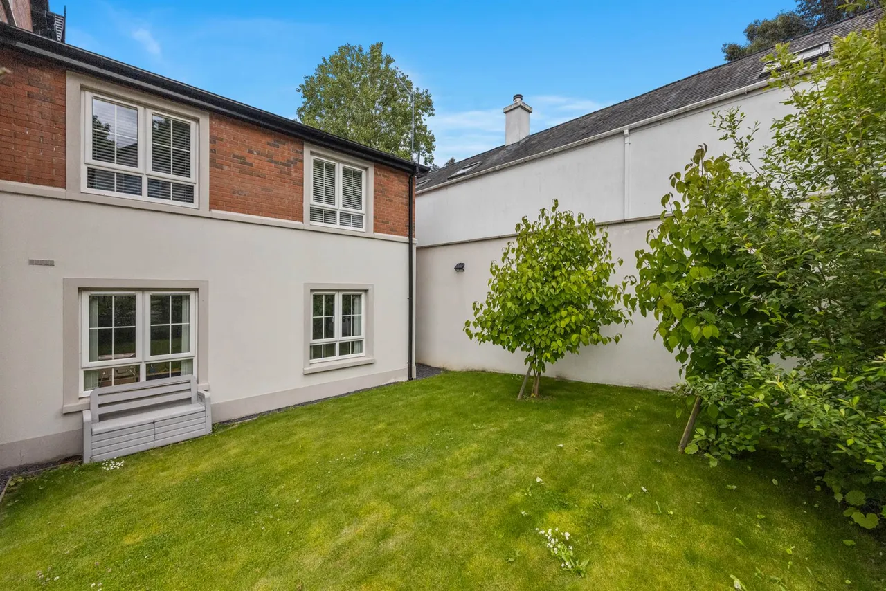 Upper Newtownards Road, Ballyhackamore, BT4, photo 16