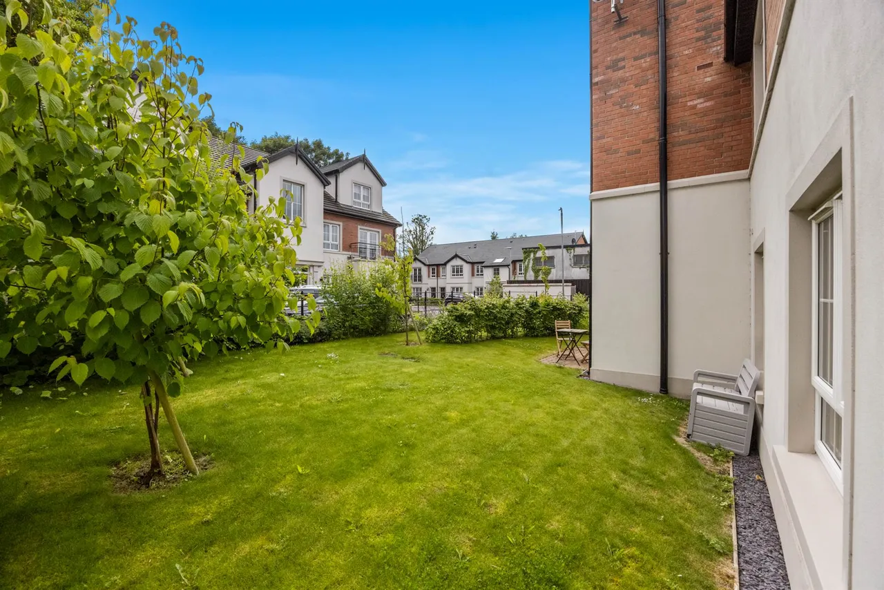 Upper Newtownards Road, Ballyhackamore, BT4, photo 18