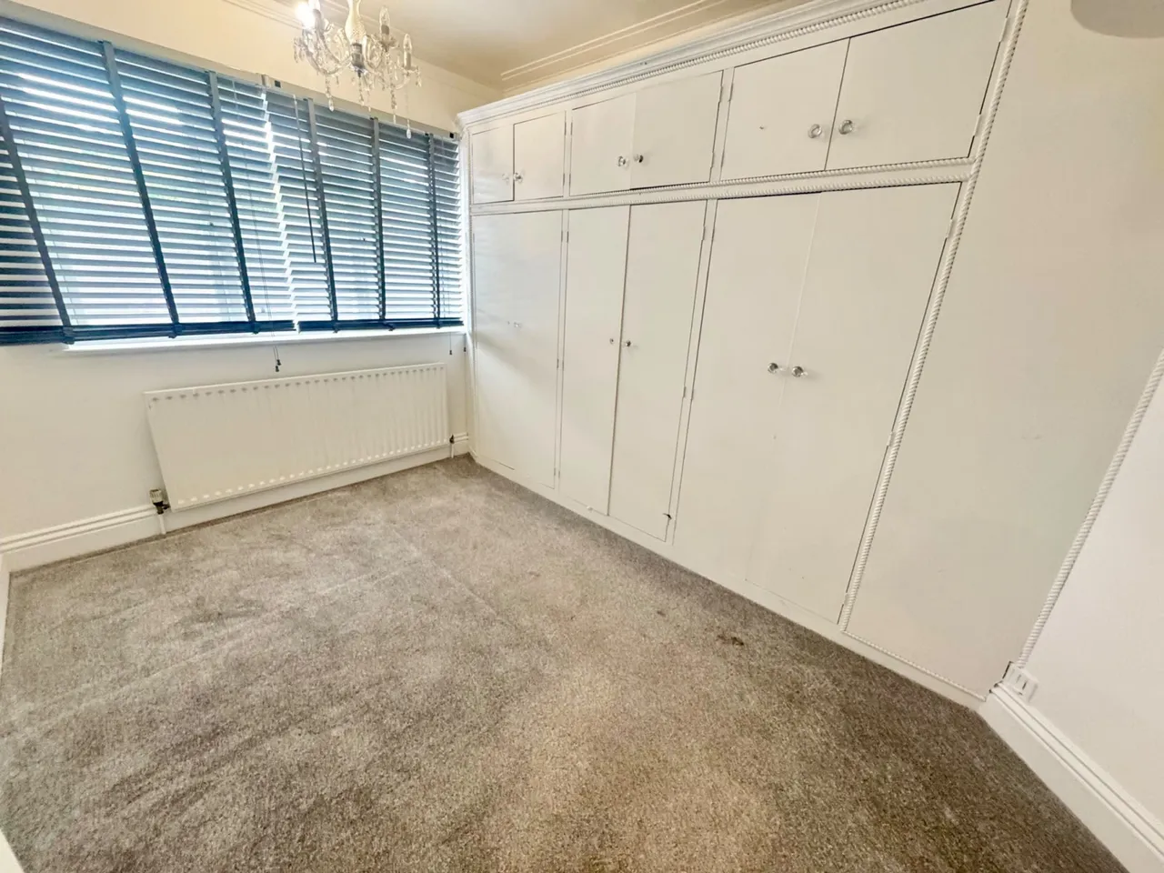Byron Mansions, Upminster, RM14, photo 4