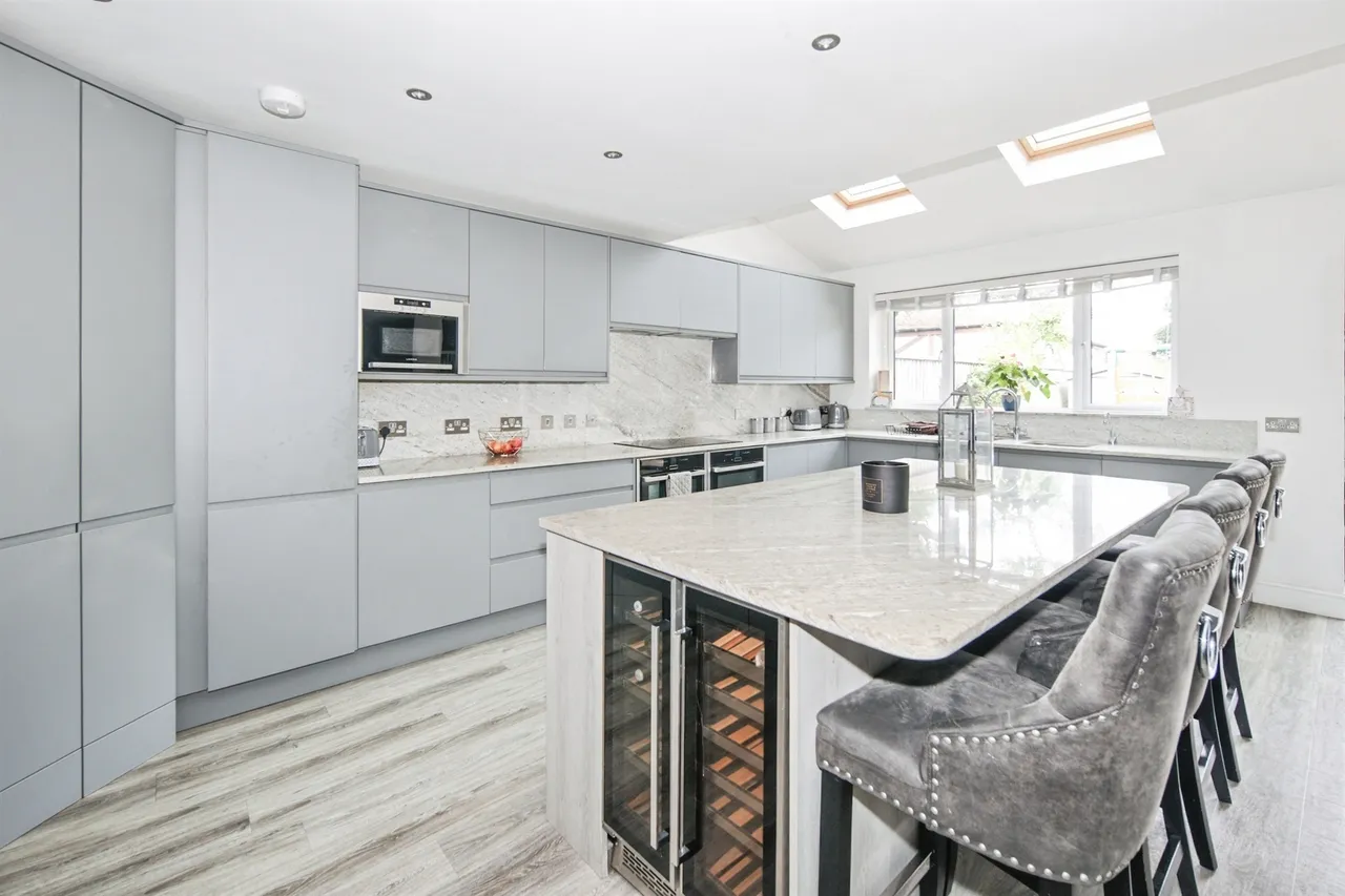 Laurels Crescent, Balsall Common, CV7, photo 22