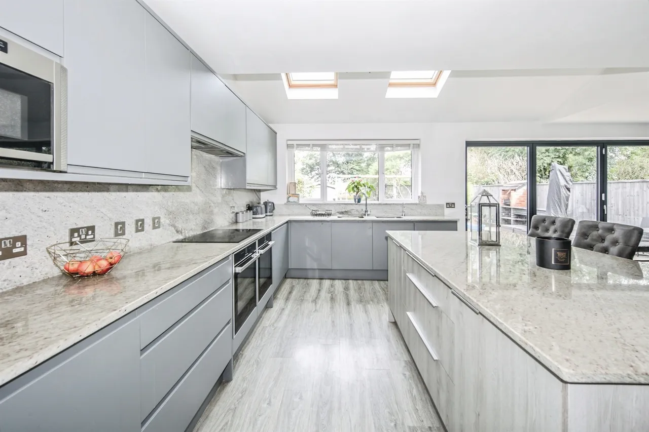 Laurels Crescent, Balsall Common, CV7, photo 10