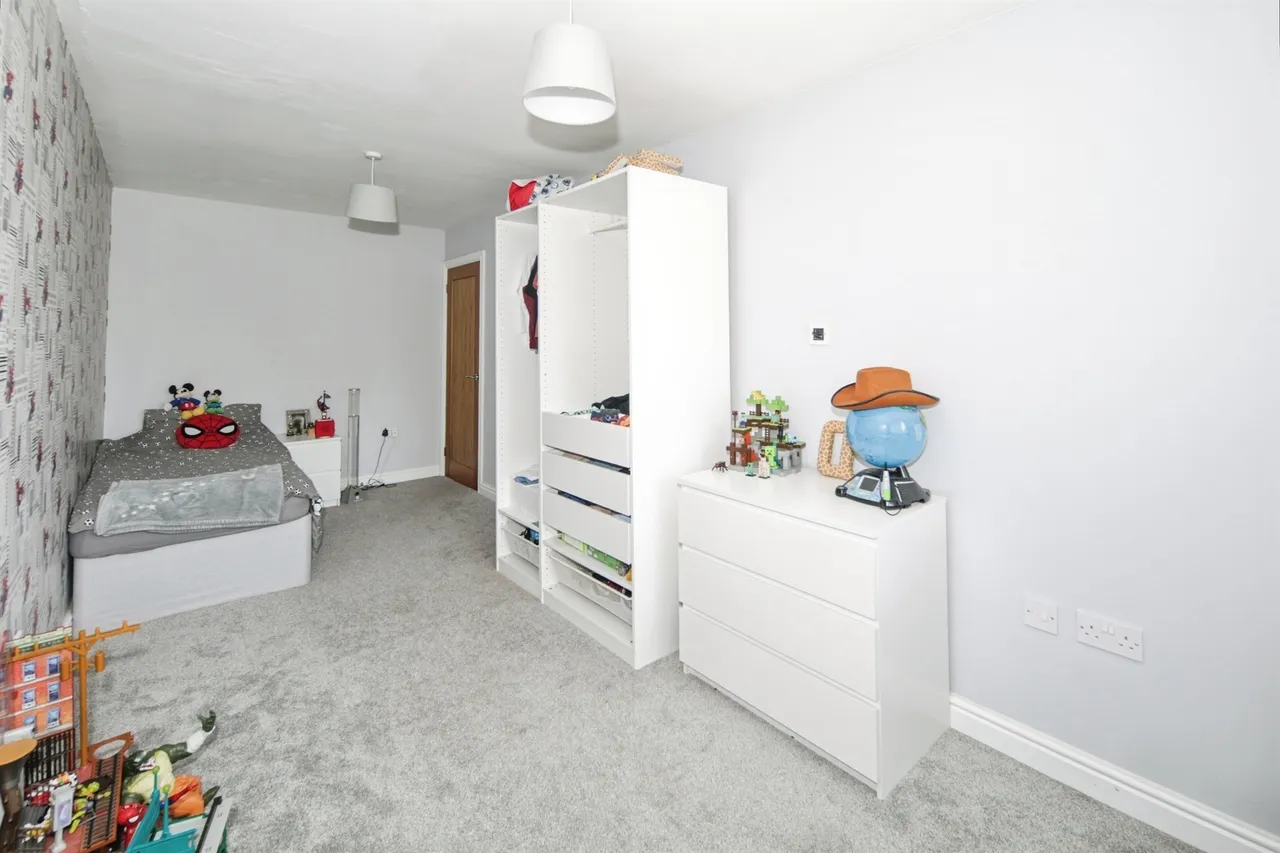 Laurels Crescent, Balsall Common, CV7, photo 14
