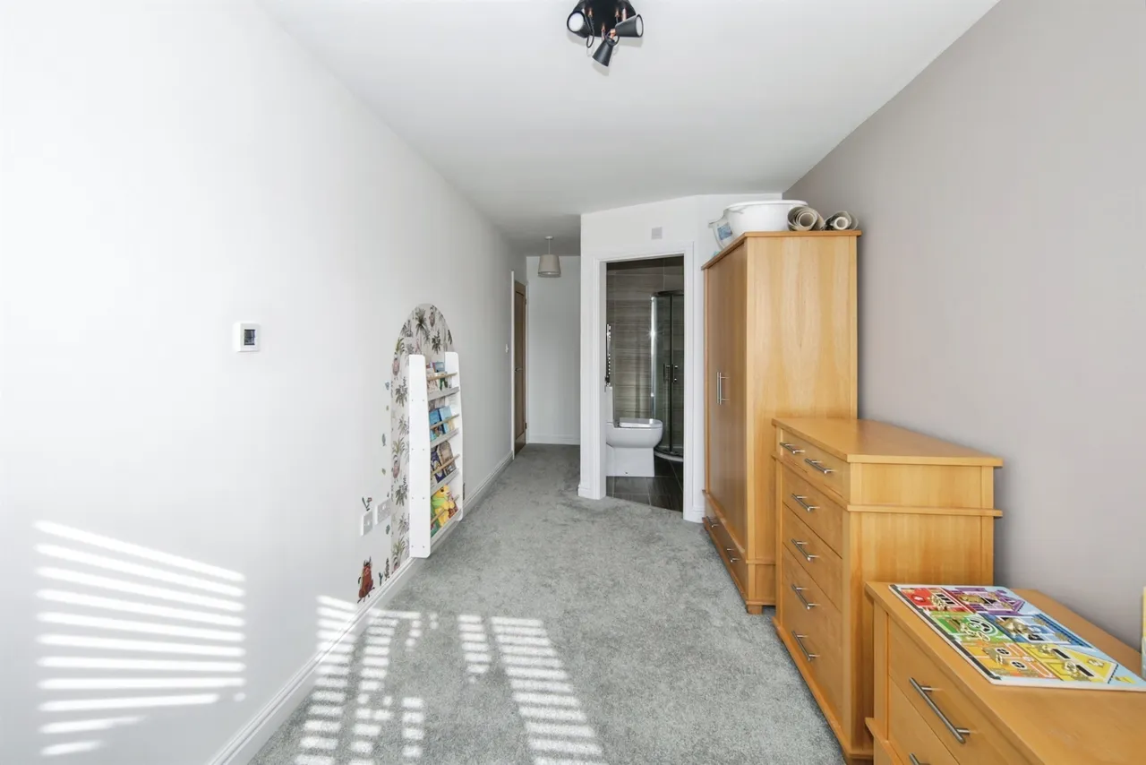 Laurels Crescent, Balsall Common, CV7, photo 15