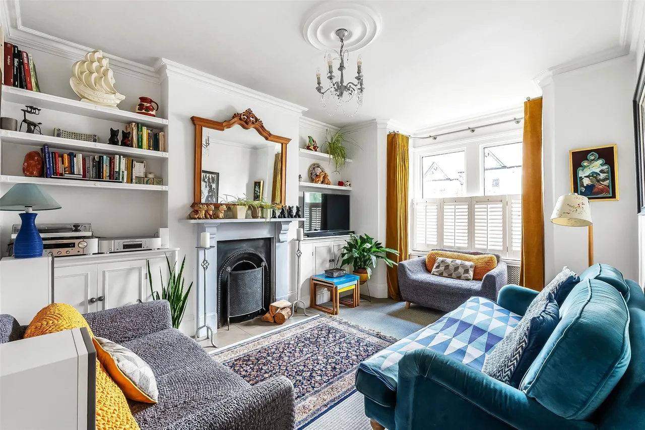 3 bed property for sale, Wathen Road, Dorking, RH4