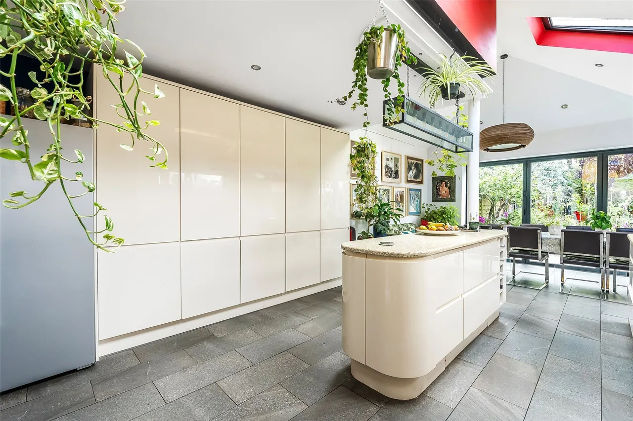 Wathen Road, Dorking, RH4, photo 16