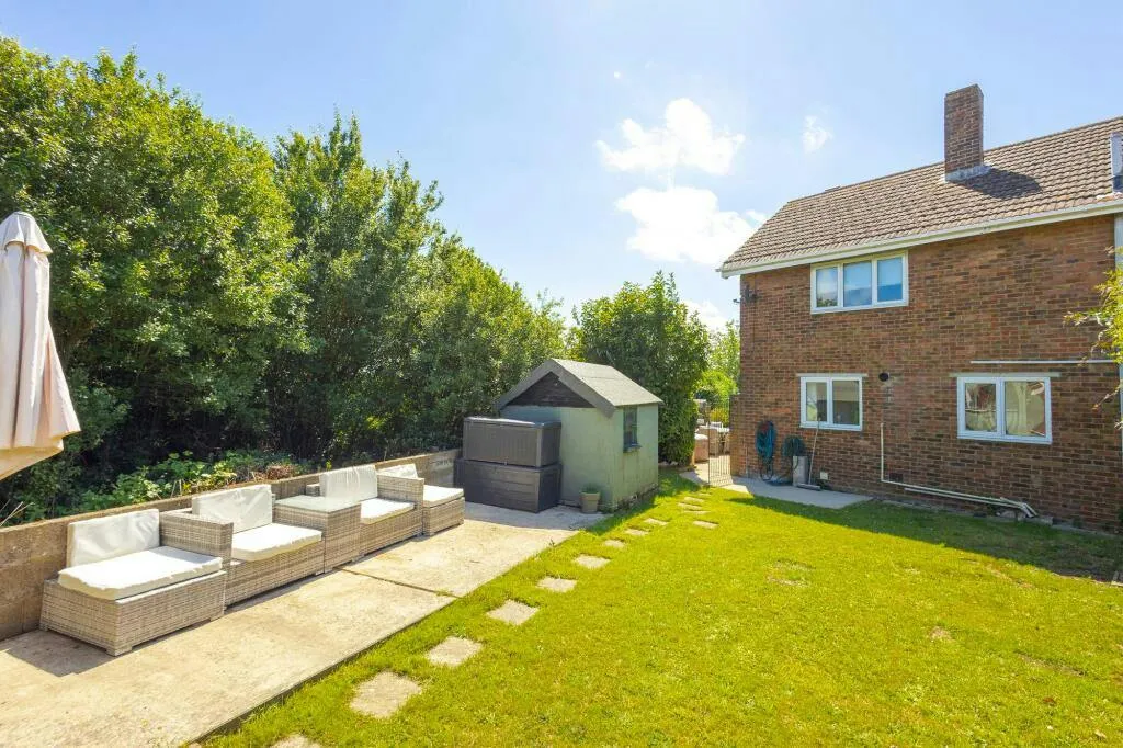 Mackenders Close, Eccles, ME20, photo 11