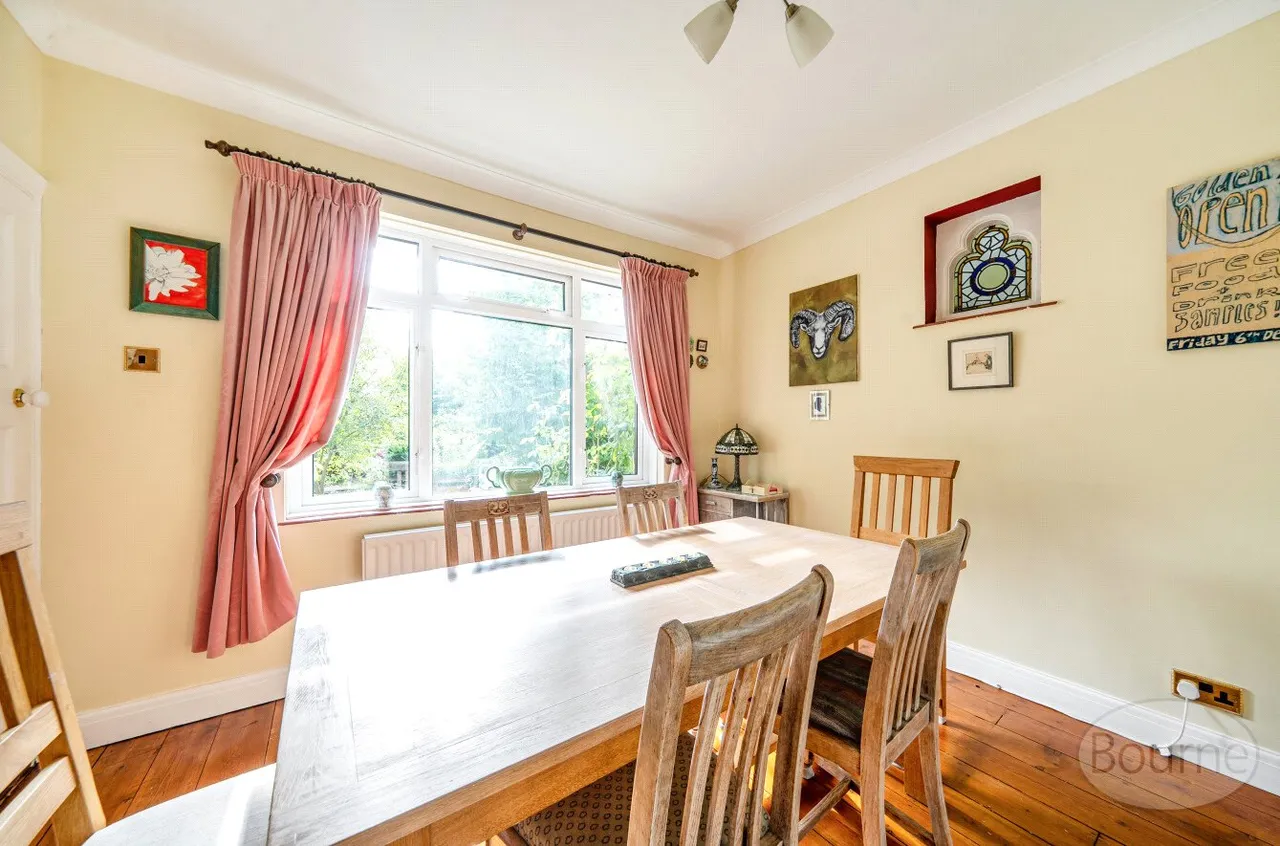 Torberry Drive, Petersfield, GU31, photo 22