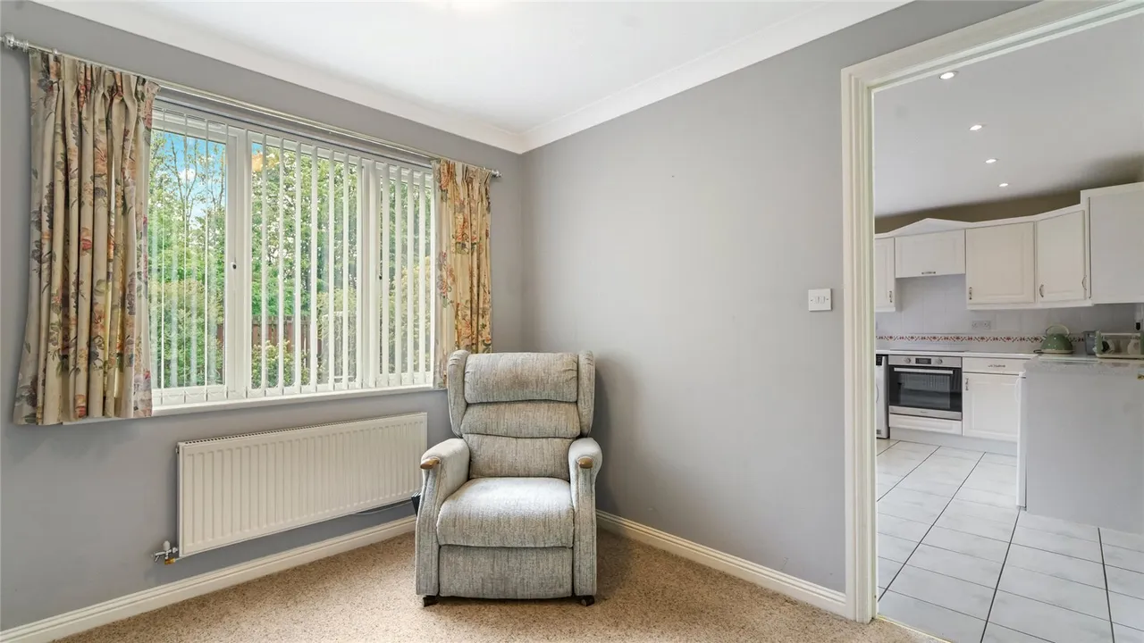 The Muirs, Tullibody, Alloa, Clackmannanshire, FK10, photo 6