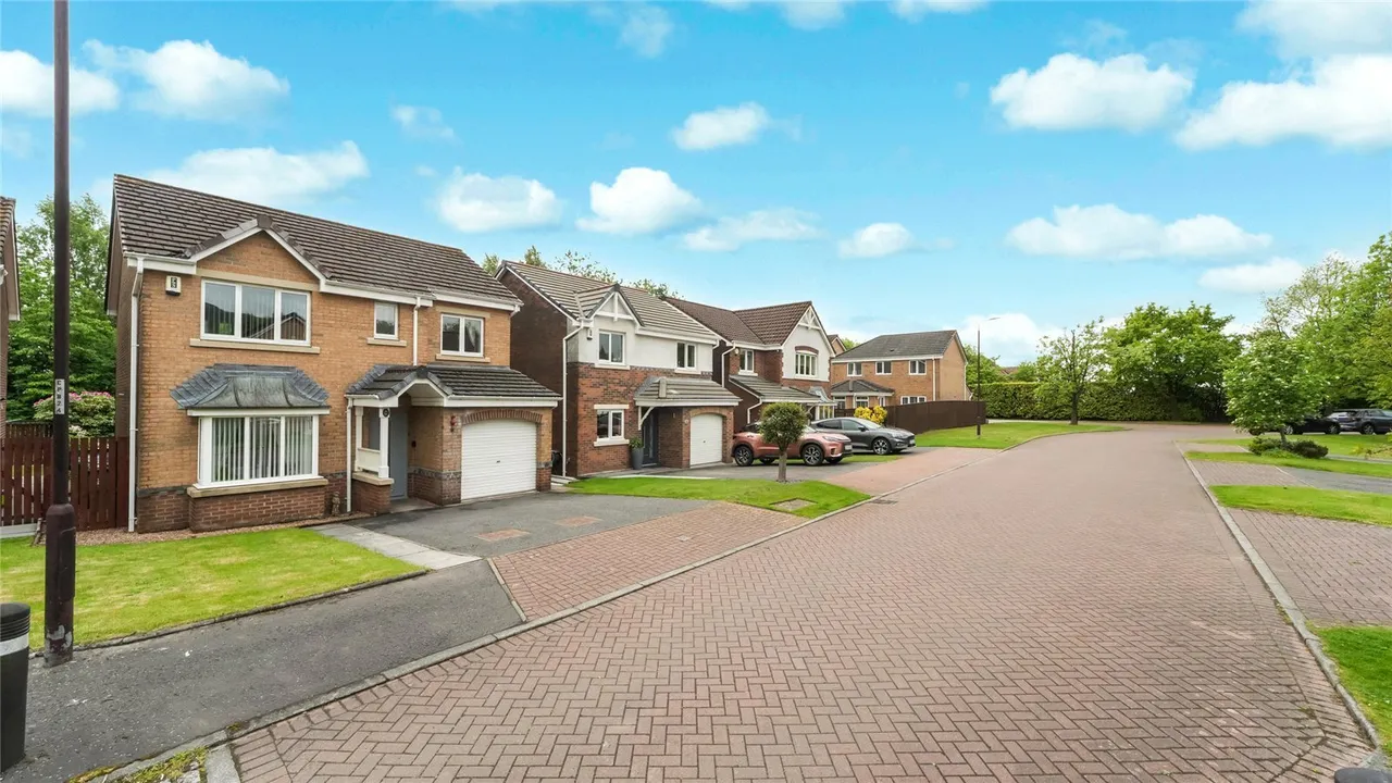 The Muirs, Tullibody, Alloa, Clackmannanshire, FK10, photo 18