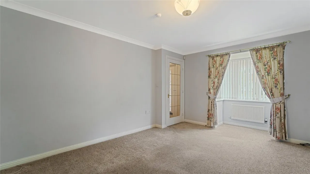 The Muirs, Tullibody, Alloa, Clackmannanshire, FK10, photo 4