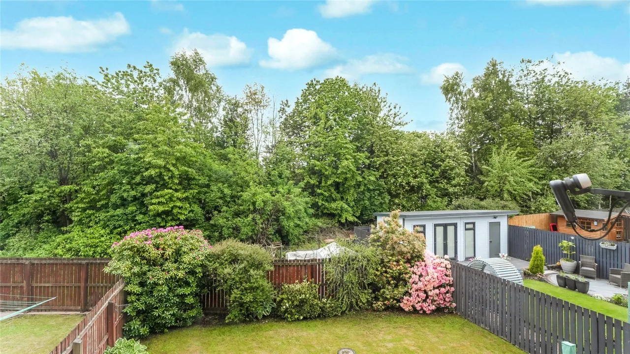 The Muirs, Tullibody, Alloa, Clackmannanshire, FK10, photo 3