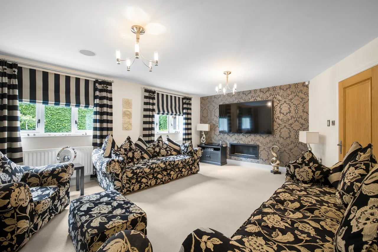 Edge Hill, Darras Hall, NE20, photo 19