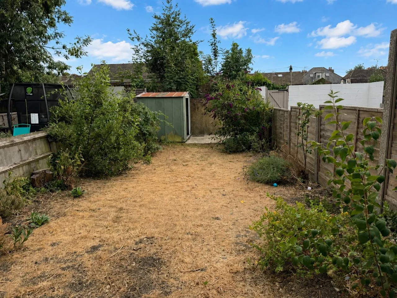 Salisbury Road, Penenden Heath, photo 14