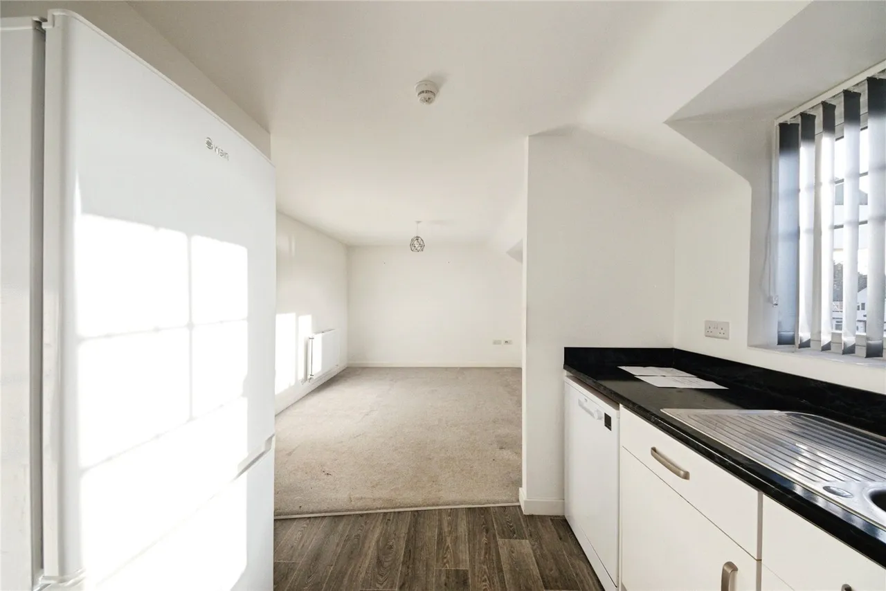 Exel Drive, Birmingham, West Midlands, B11, photo 7