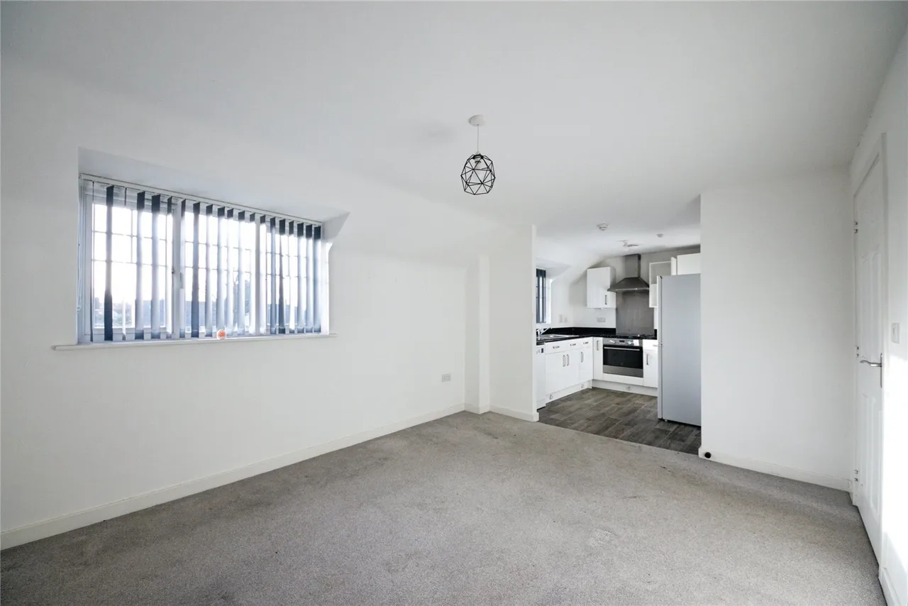 Exel Drive, Birmingham, West Midlands, B11, photo 9