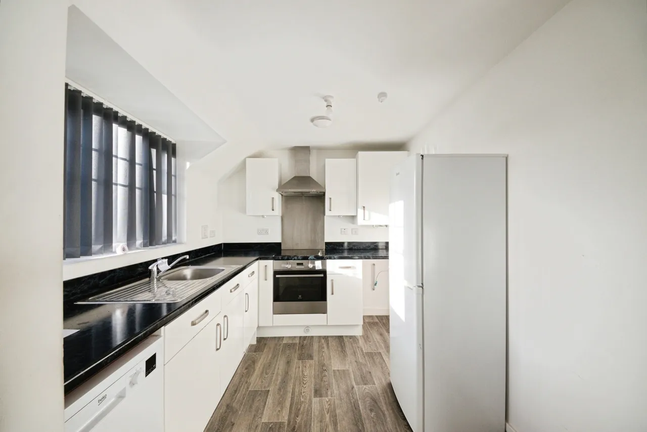 Exel Drive, Birmingham, West Midlands, B11, photo 6