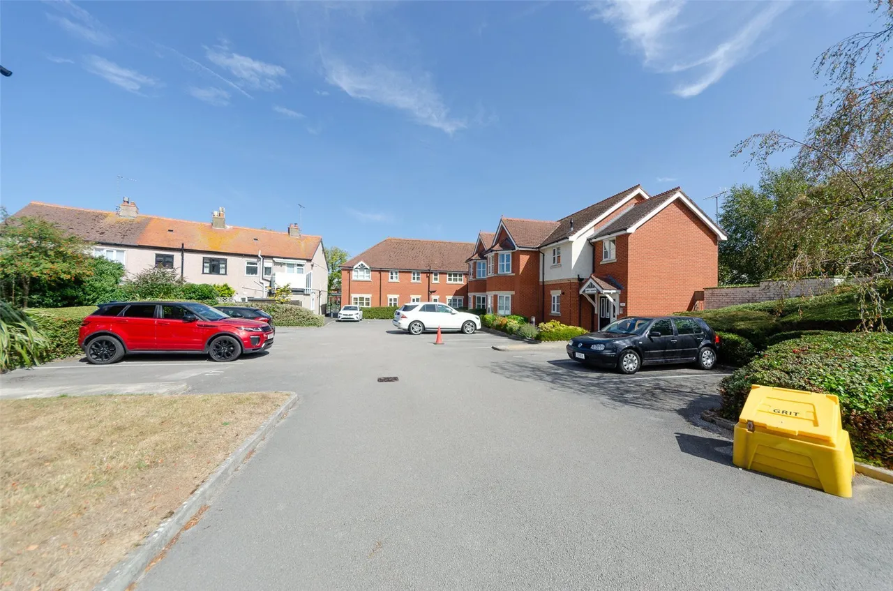 Penrhyn Avenue, Rhos on Sea, photo 11