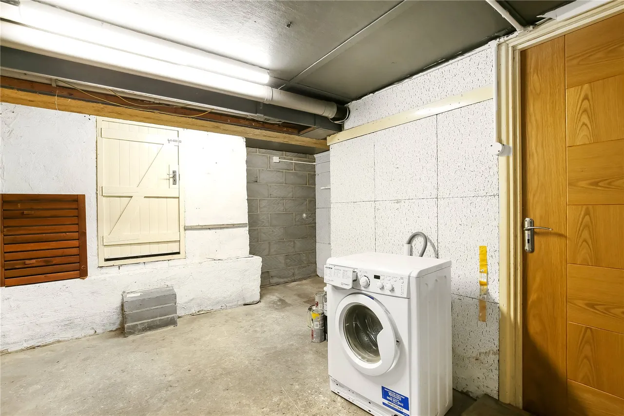 Victoria Road, Salisbury, Wiltshire, SP1 3NG, photo 8