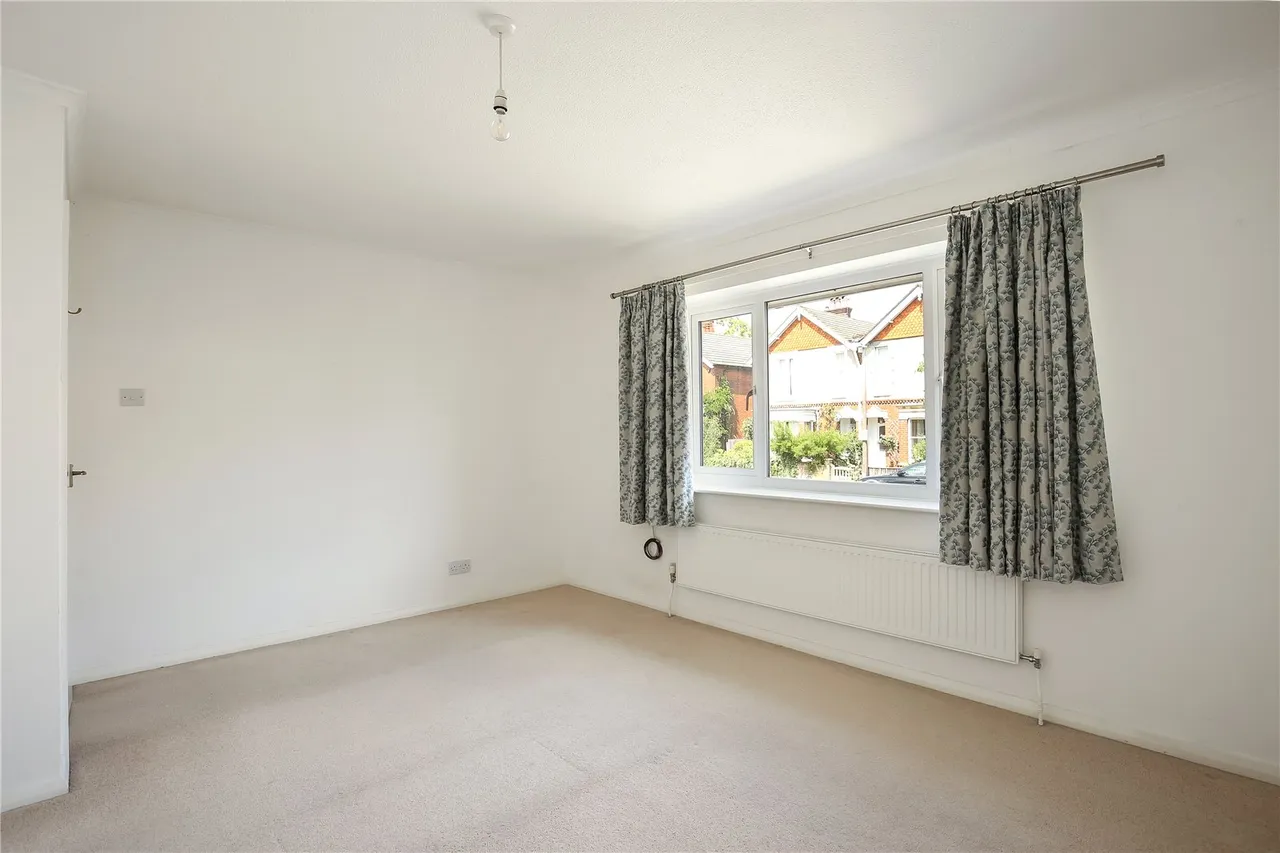Victoria Road, Salisbury, Wiltshire, SP1 3NG, photo 13