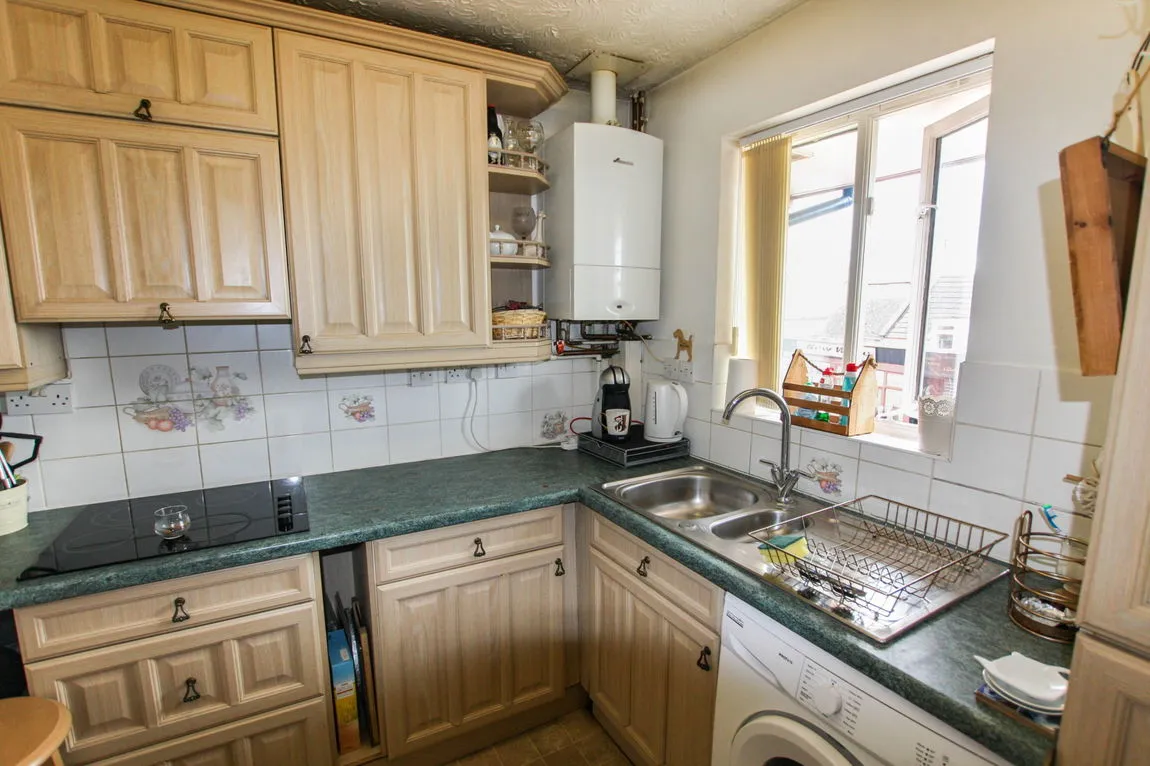 Clwyd Avenue, Prestatyn, Denbighshire, LL19 9NJ, photo 4