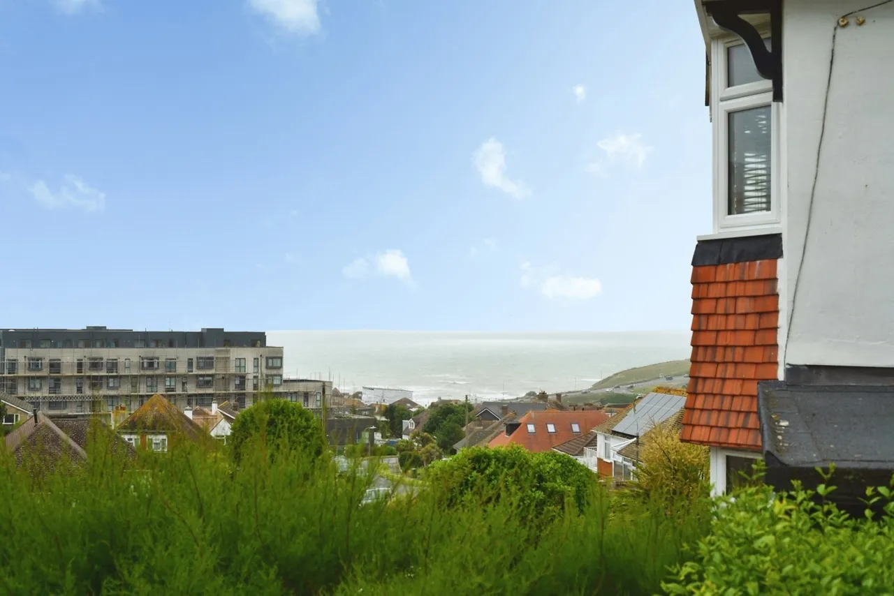 Linchmere Avenue, Saltdean, BN2, photo 27