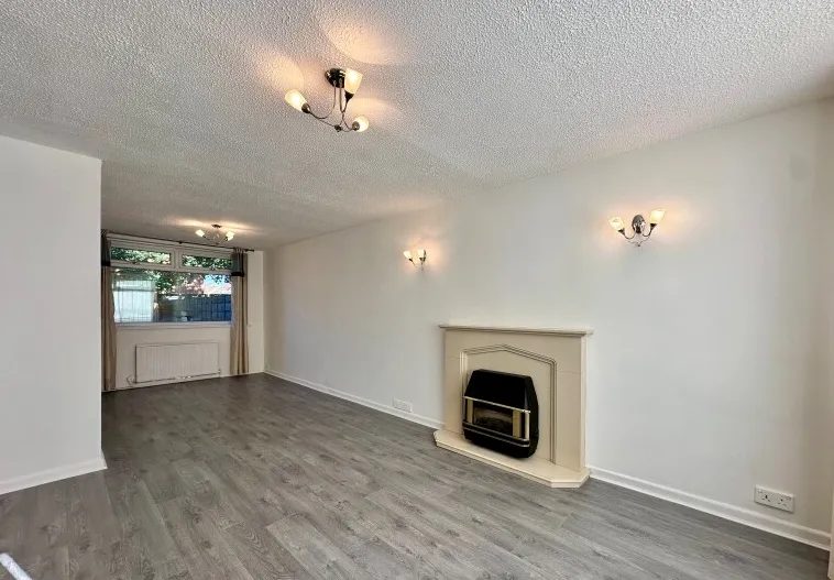 Rosewood Avenue, Droylsden, M43, photo 2