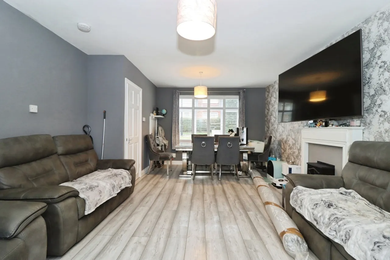 Ambleside Avenue, Bristol, Somerset, BS10, photo 2
