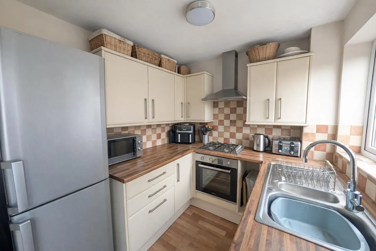Warburton Close, Uckfield, TN22 1TN, photo 5