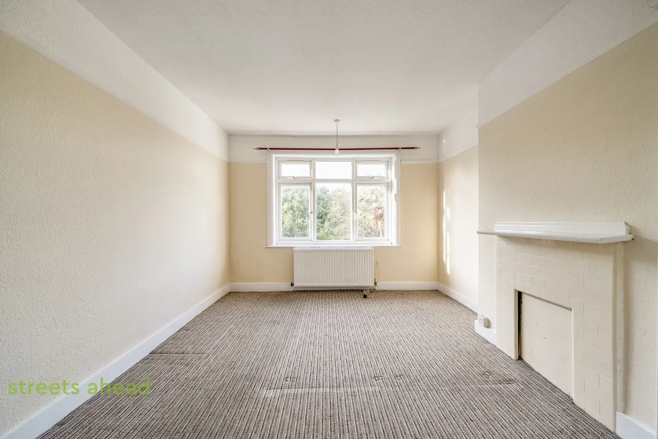 Redford Avenue, Thornton Heath, CR7, photo 12