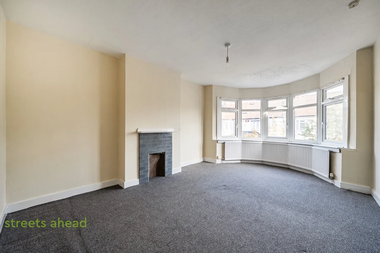 Redford Avenue, Thornton Heath, CR7, photo 6