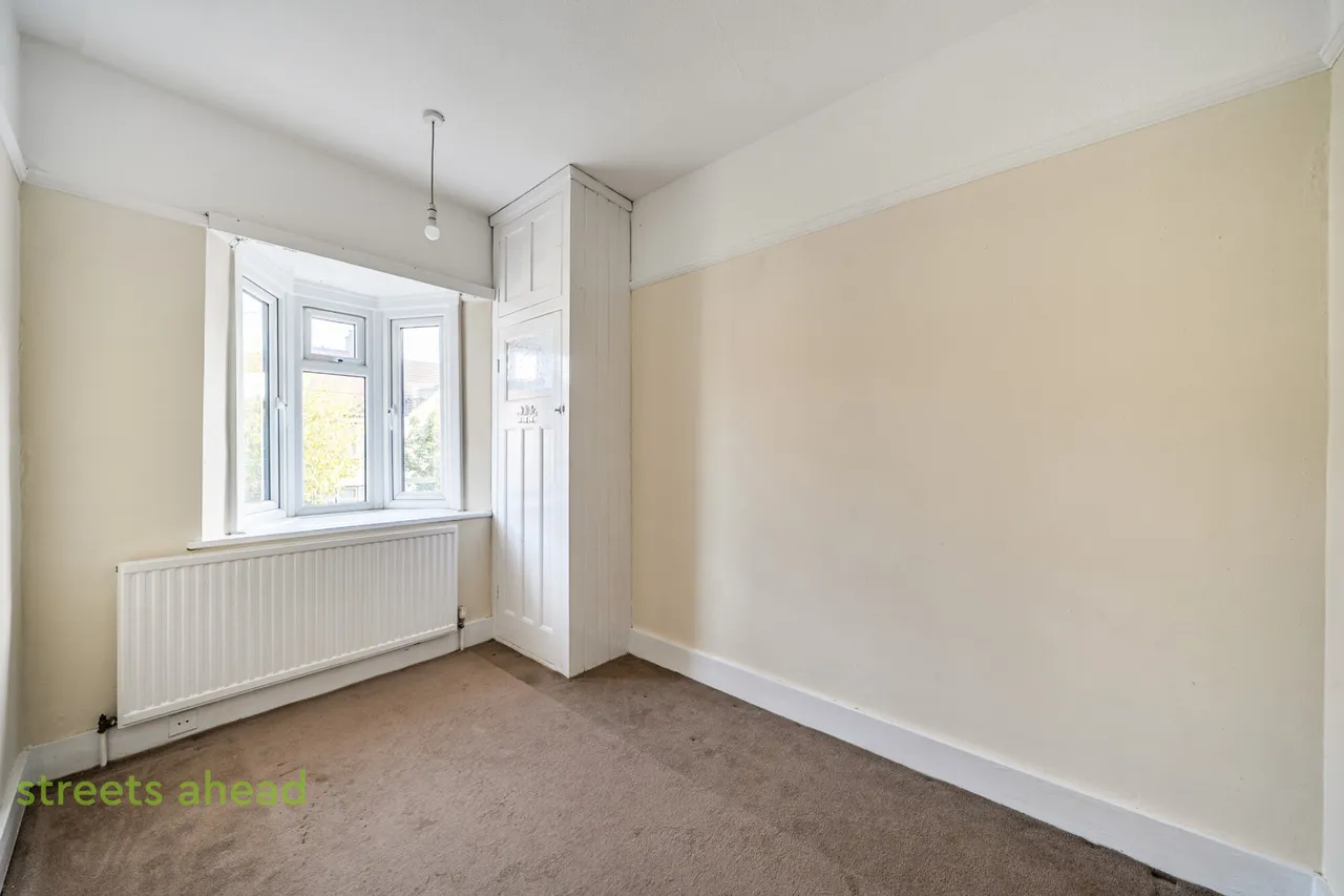 Redford Avenue, Thornton Heath, CR7, photo 8