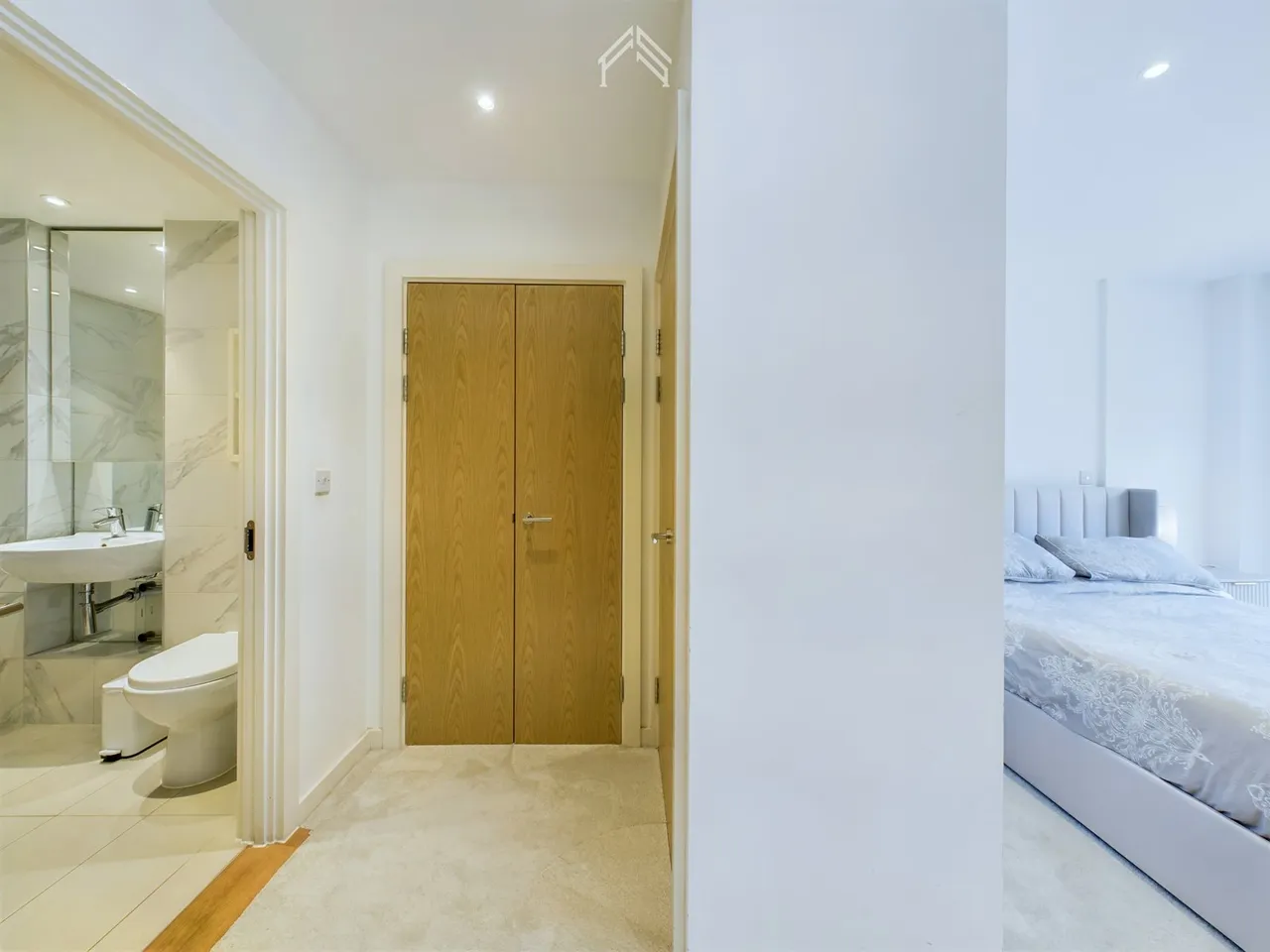 Royal Court, Stanmore HA7 1FT, photo 6
