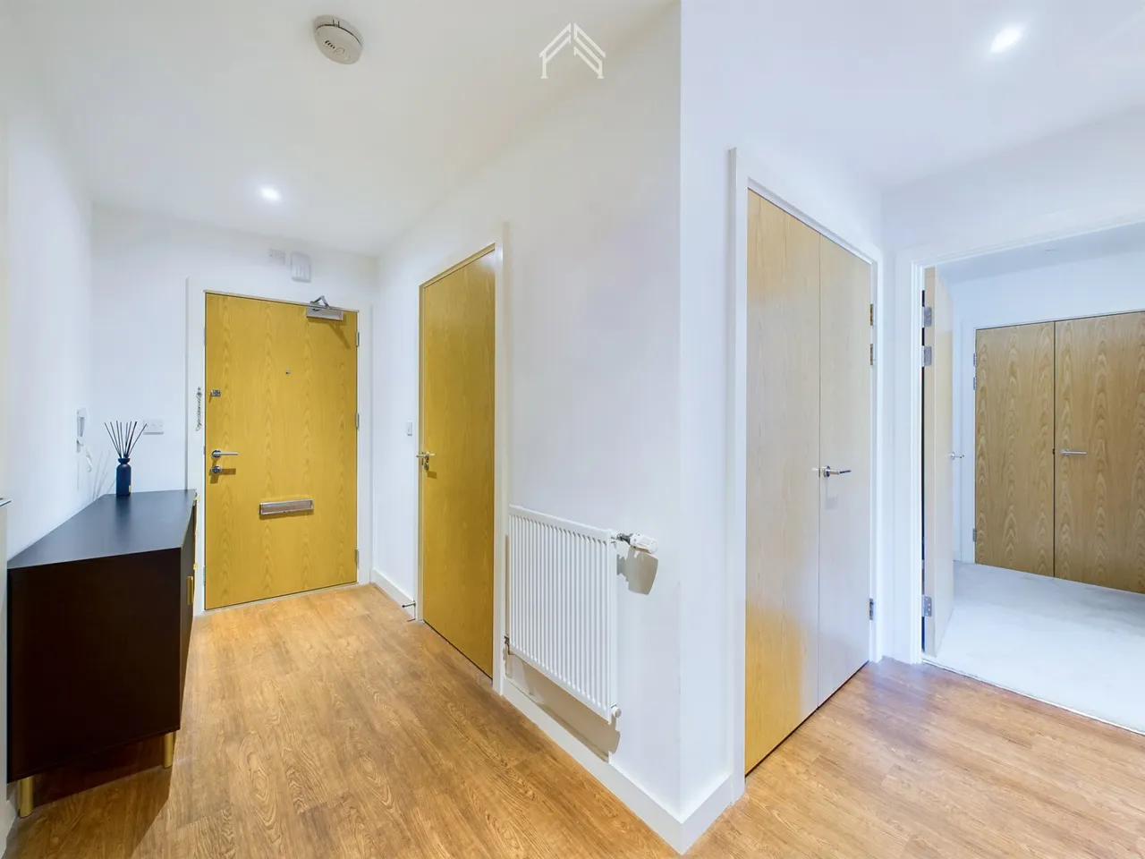 Royal Court, Stanmore HA7 1FT, photo 7