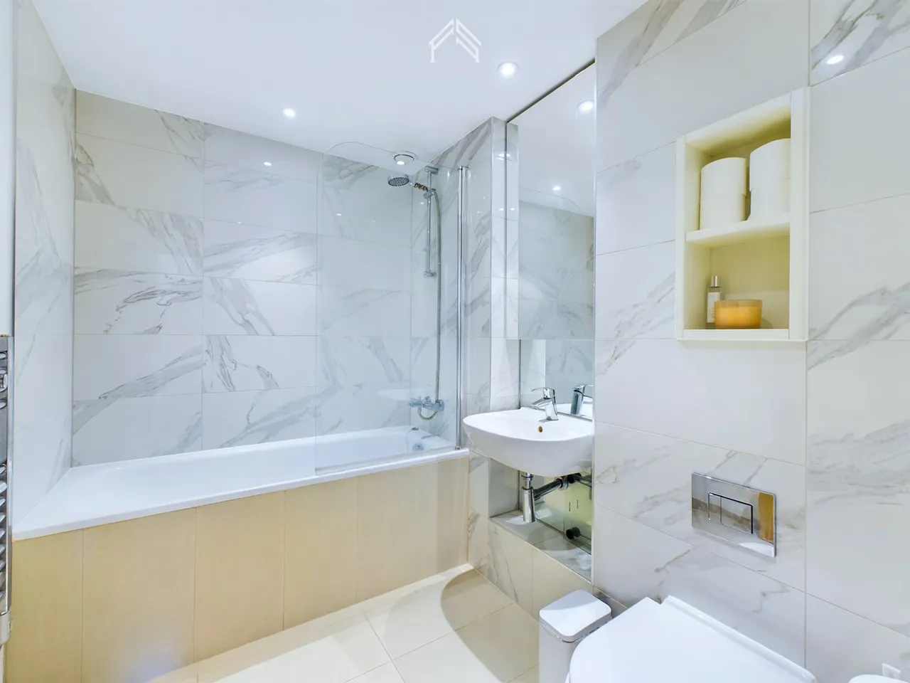 Royal Court, Stanmore HA7 1FT, photo 9