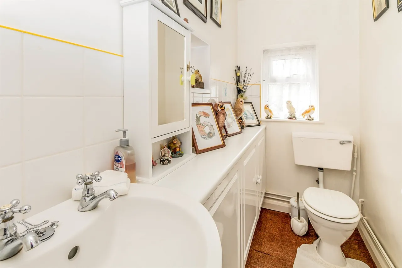Main Street, Peasmarsh, TN31, photo 10