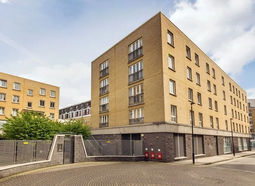 2 bed flat to rent, Plumbers Row, Aldgate, E1