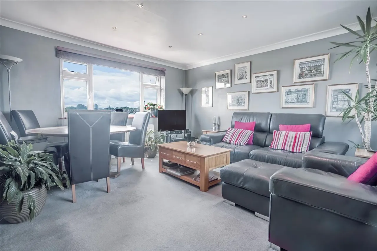 Durham Avenue, Woodford Green, IG8, photo 16