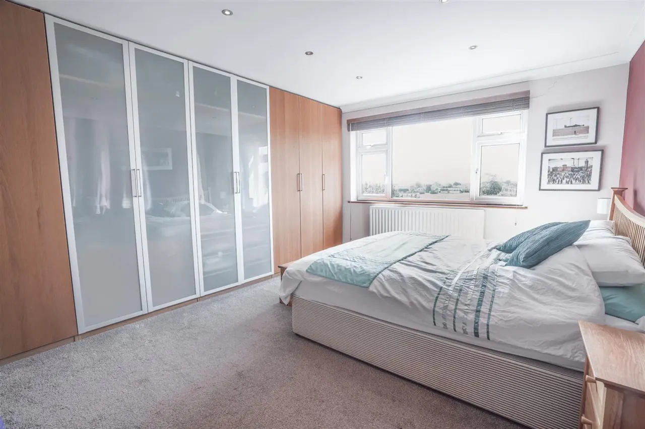 Durham Avenue, Woodford Green, IG8, photo 10