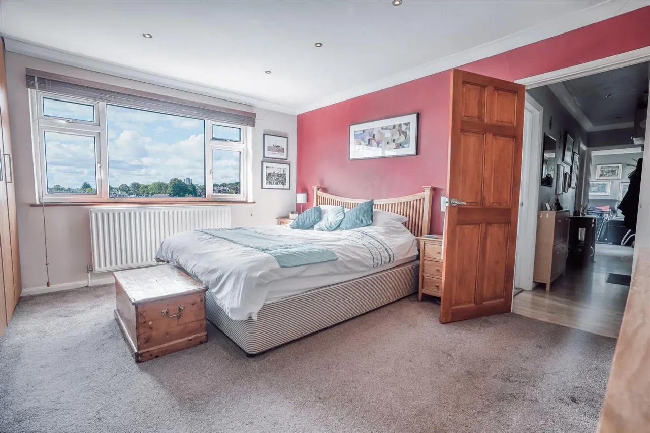Durham Avenue, Woodford Green, IG8, photo 22